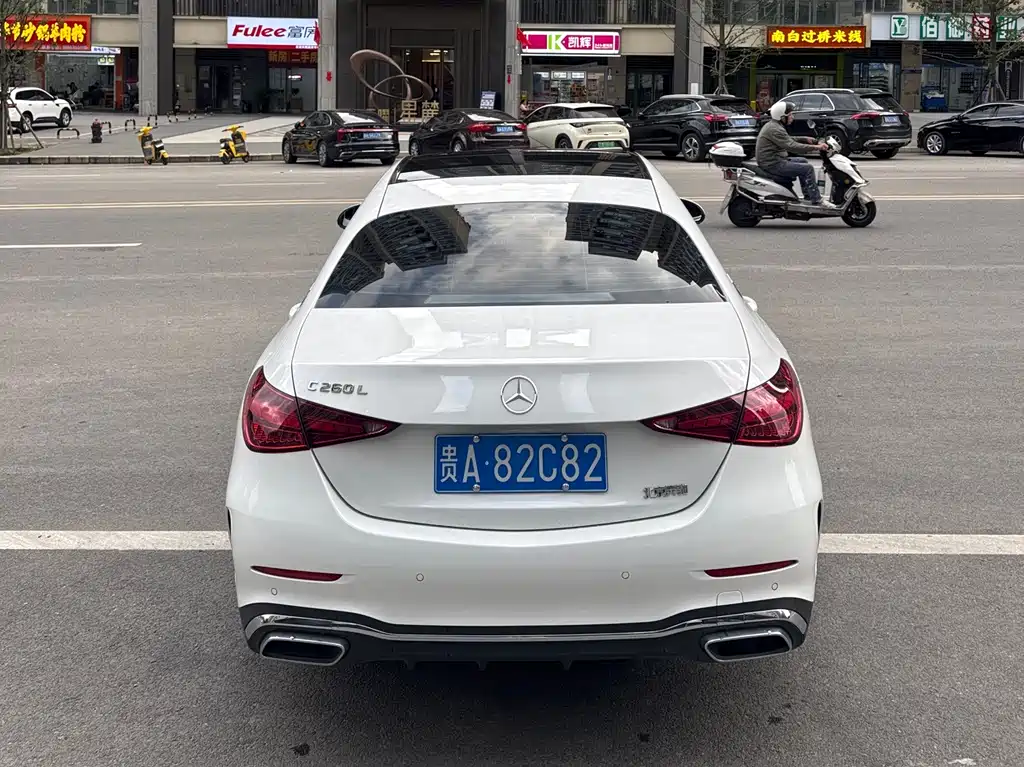 Mercedes-Benz C-Класс 2024