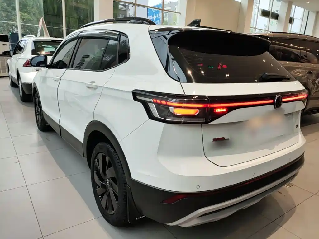 Volkswagen Tharu 2025