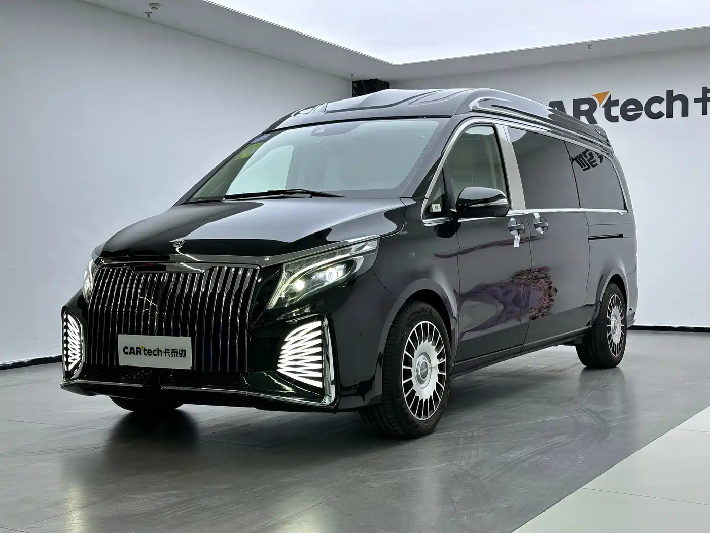 Mercedes-Benz V-Класс 2026