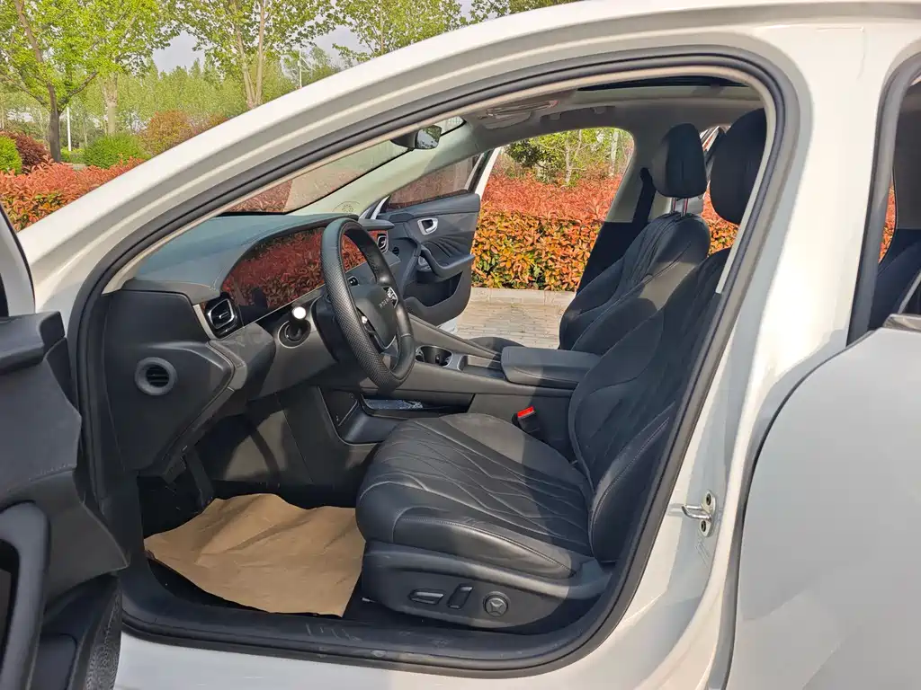 Roewe D7 2024