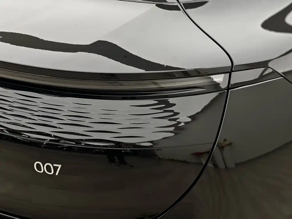 Zeekr 007 2024