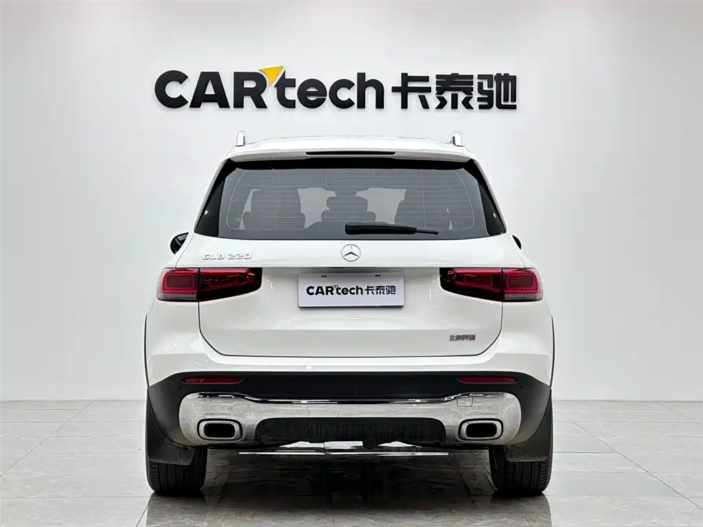 Mercedes-Benz GLB 2023