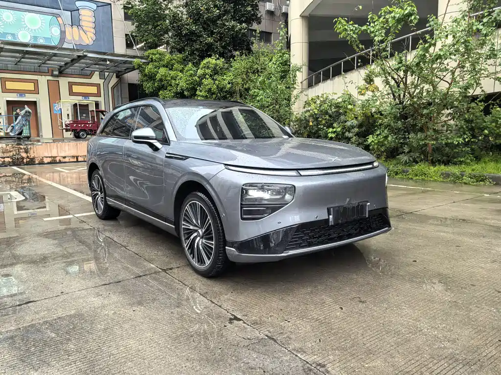 Xpeng G9 2022