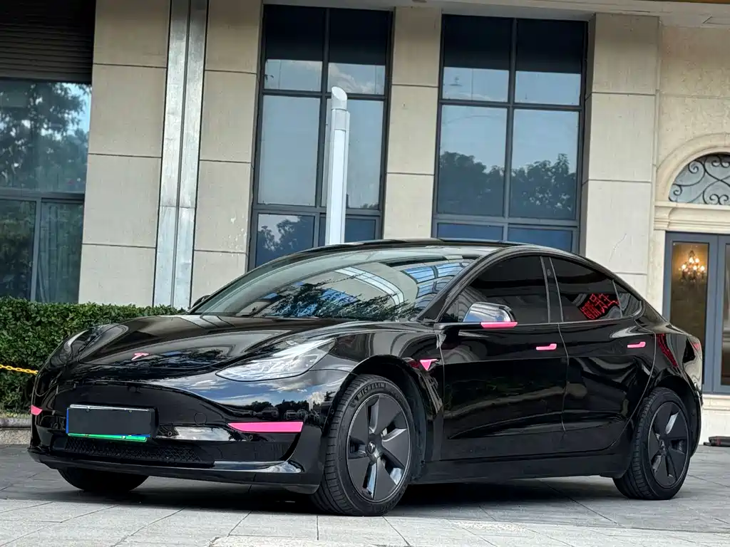 Tesla Model 3 2023