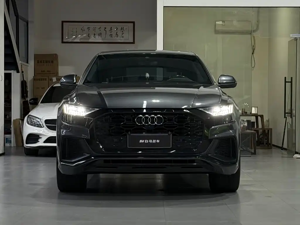 Audi Q8 2020