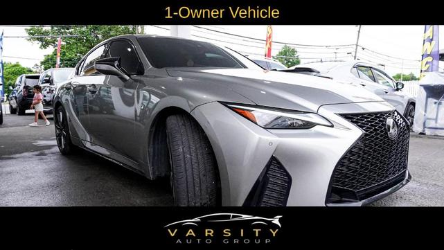 Lexus IS 2023