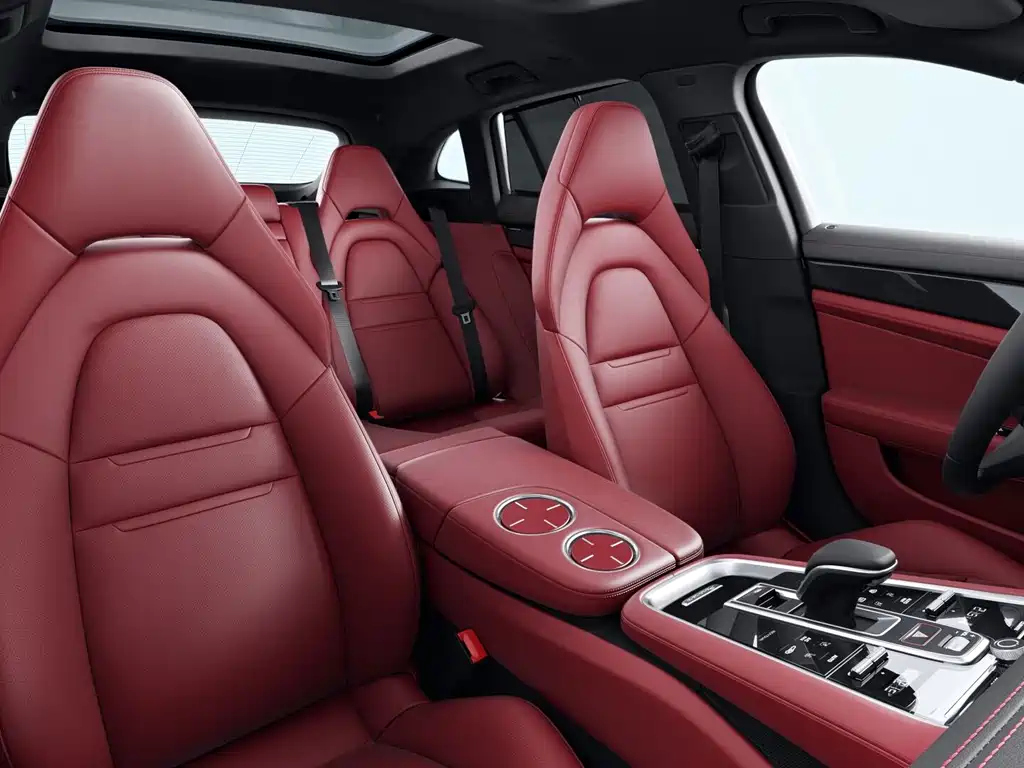 Porsche Panamera 2023