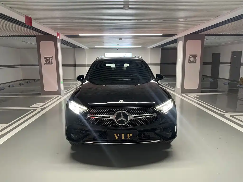 Mercedes-Benz GLC 2025