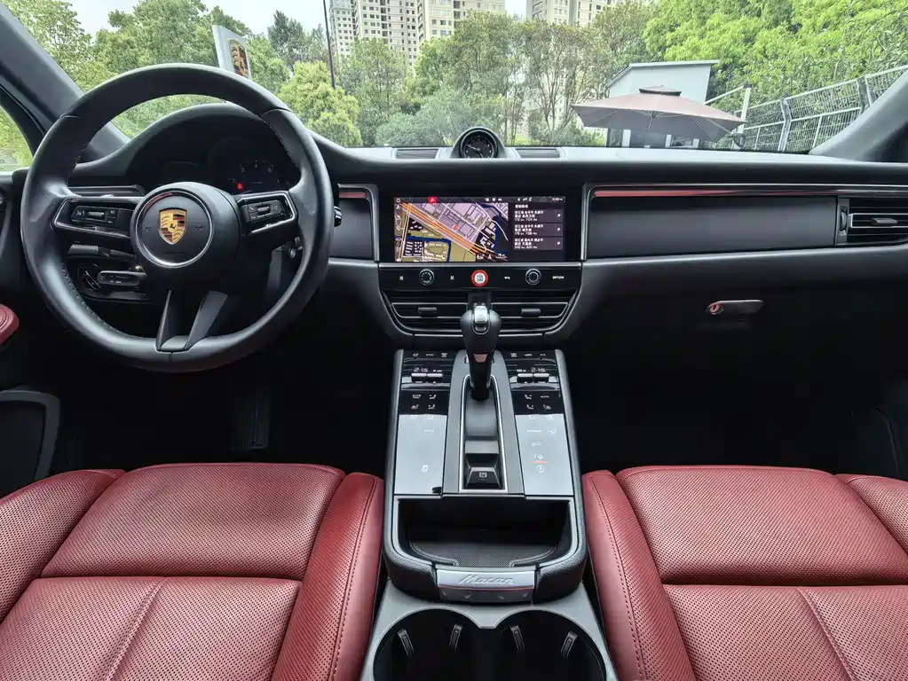 Porsche Macan 2023