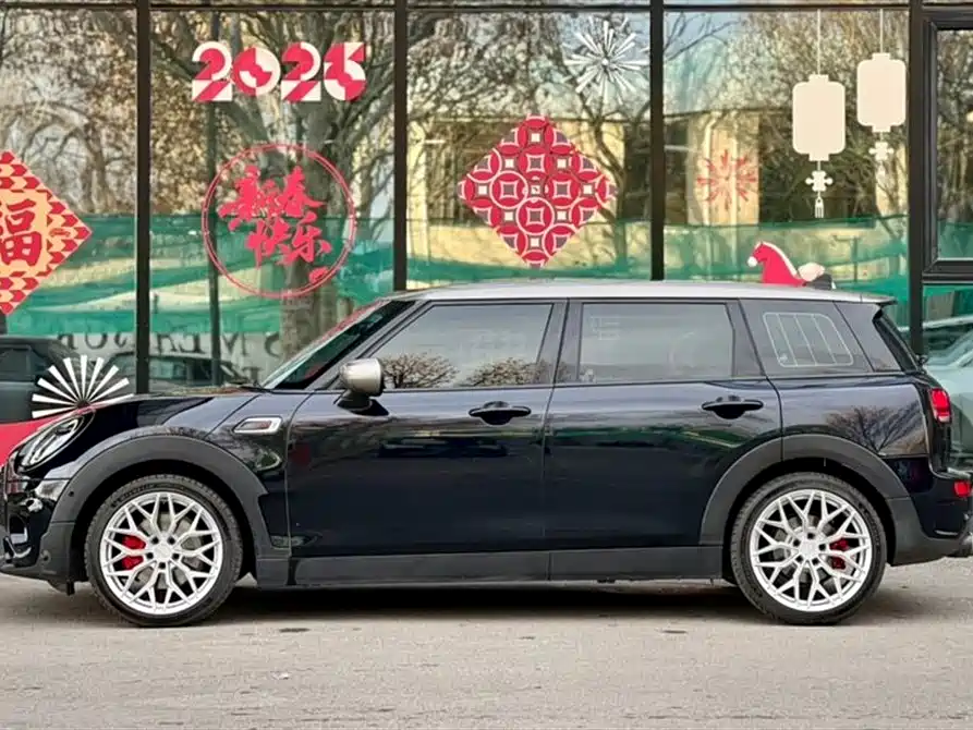 Mini Clubman 2023