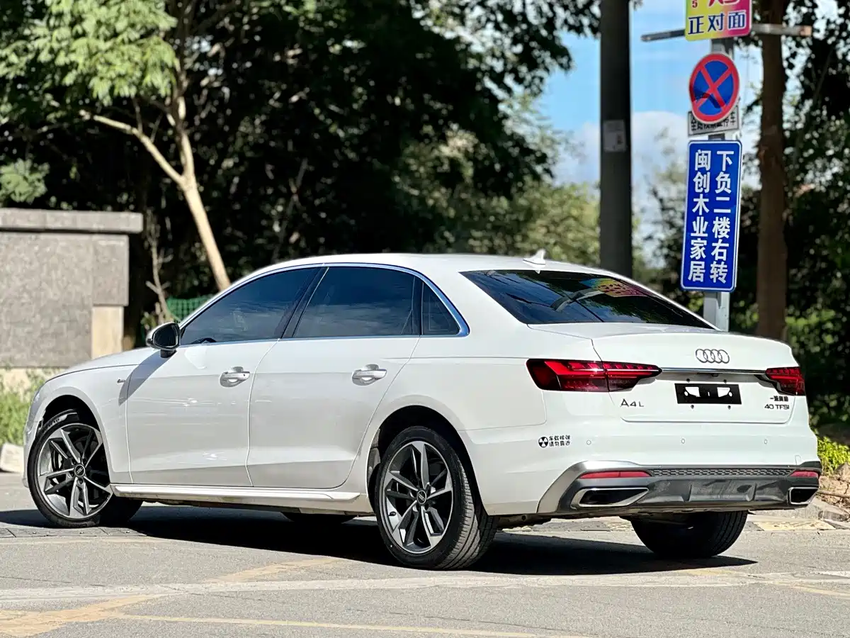 Audi A4 2022