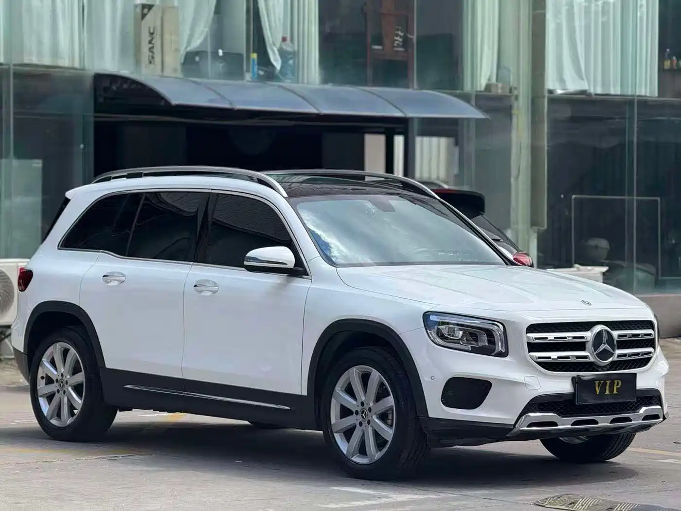 Mercedes-Benz GLB 2021