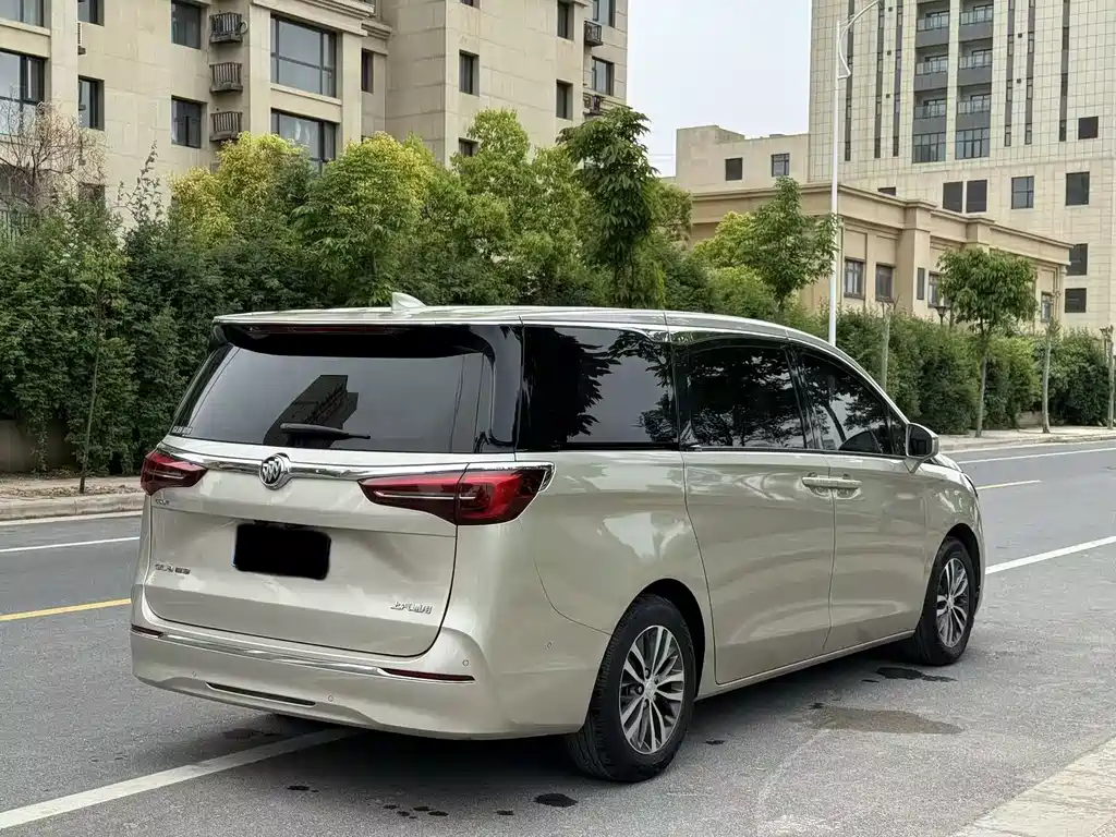 Buick GL8 2021