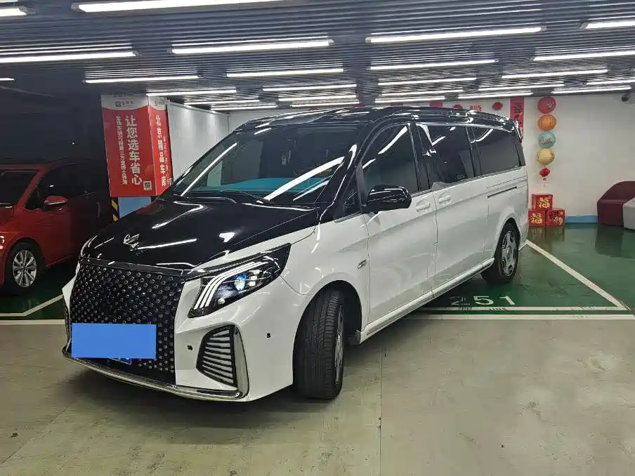Mercedes-Benz Vito 2023