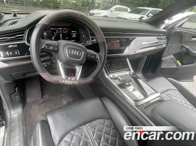 Audi SQ8 2020