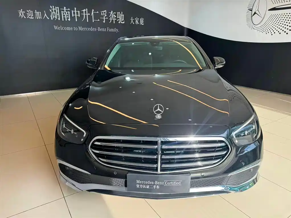 Mercedes-Benz E-Класс 2023