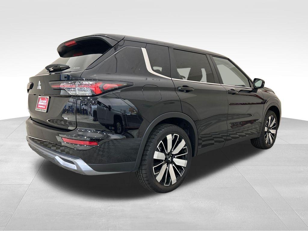 Mitsubishi Outlander 2025