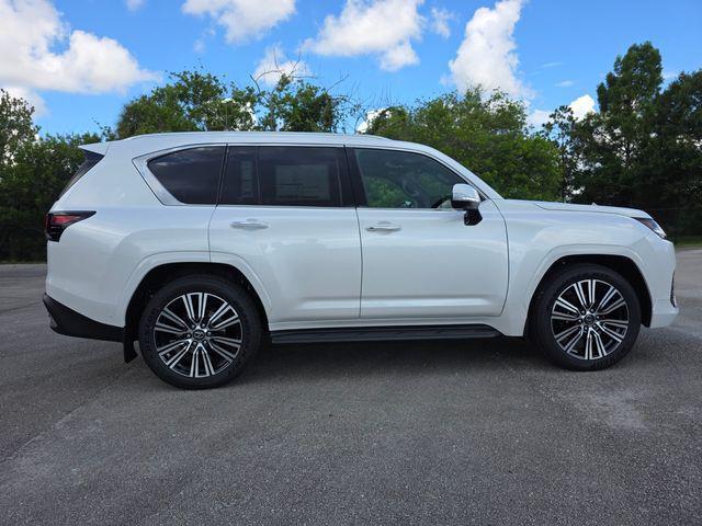 Lexus LX 2026
