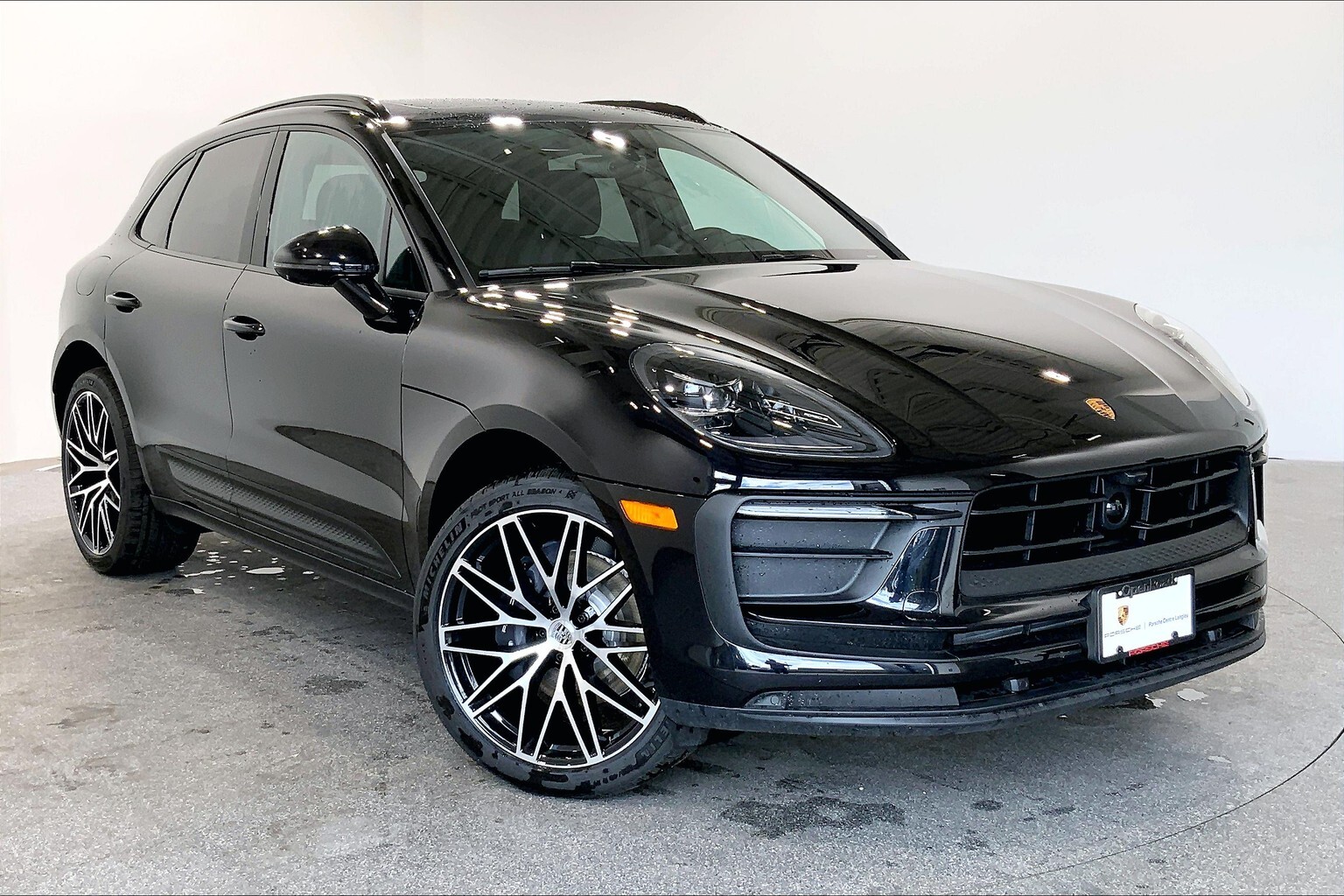 Porsche Macan 2025