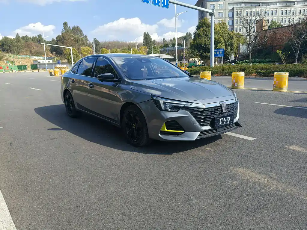 Roewe i6 Max 2022