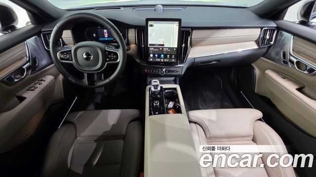 Volvo S90 2025