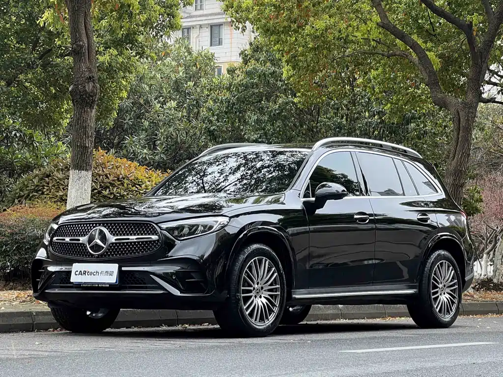 Mercedes-Benz GLC 2025