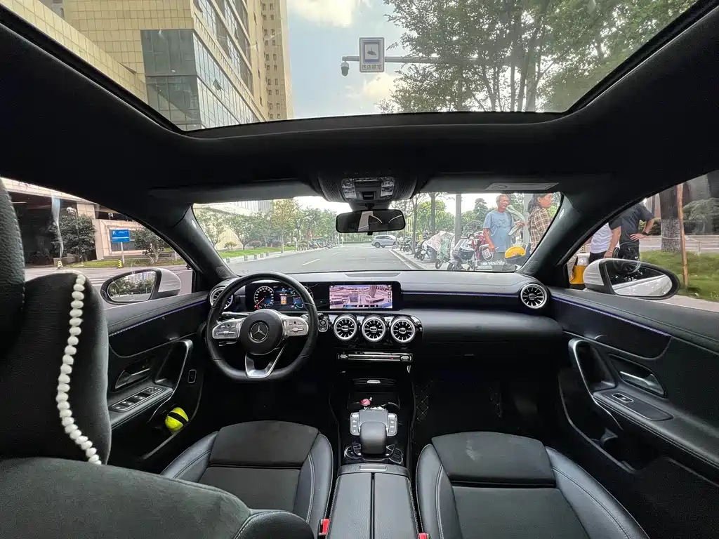 Mercedes-Benz A-Класс 2022
