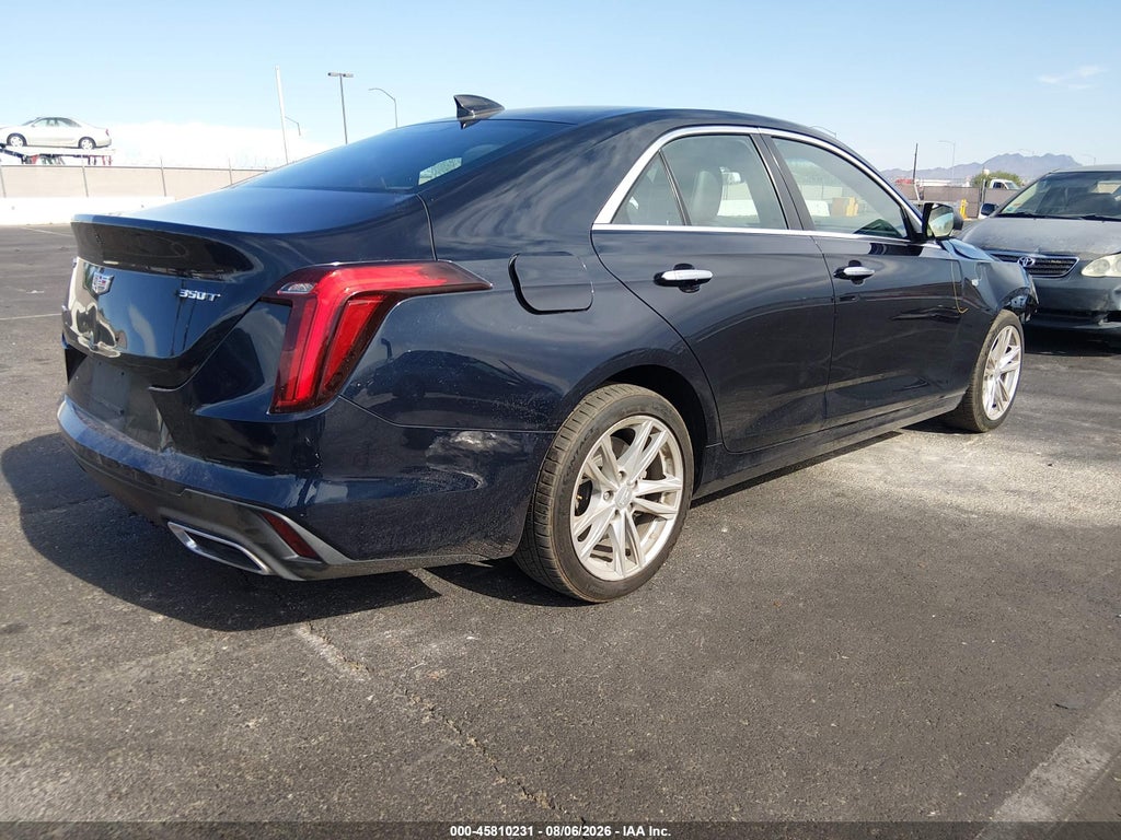 Cadillac CT4 2021