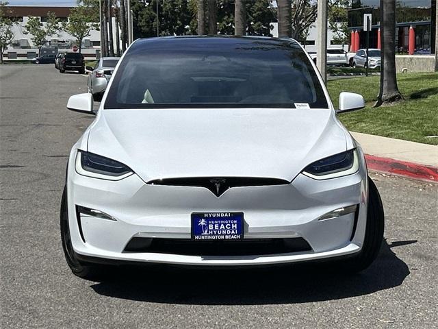 Tesla Model X 2022