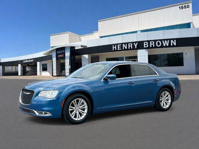 Chrysler 300 2021