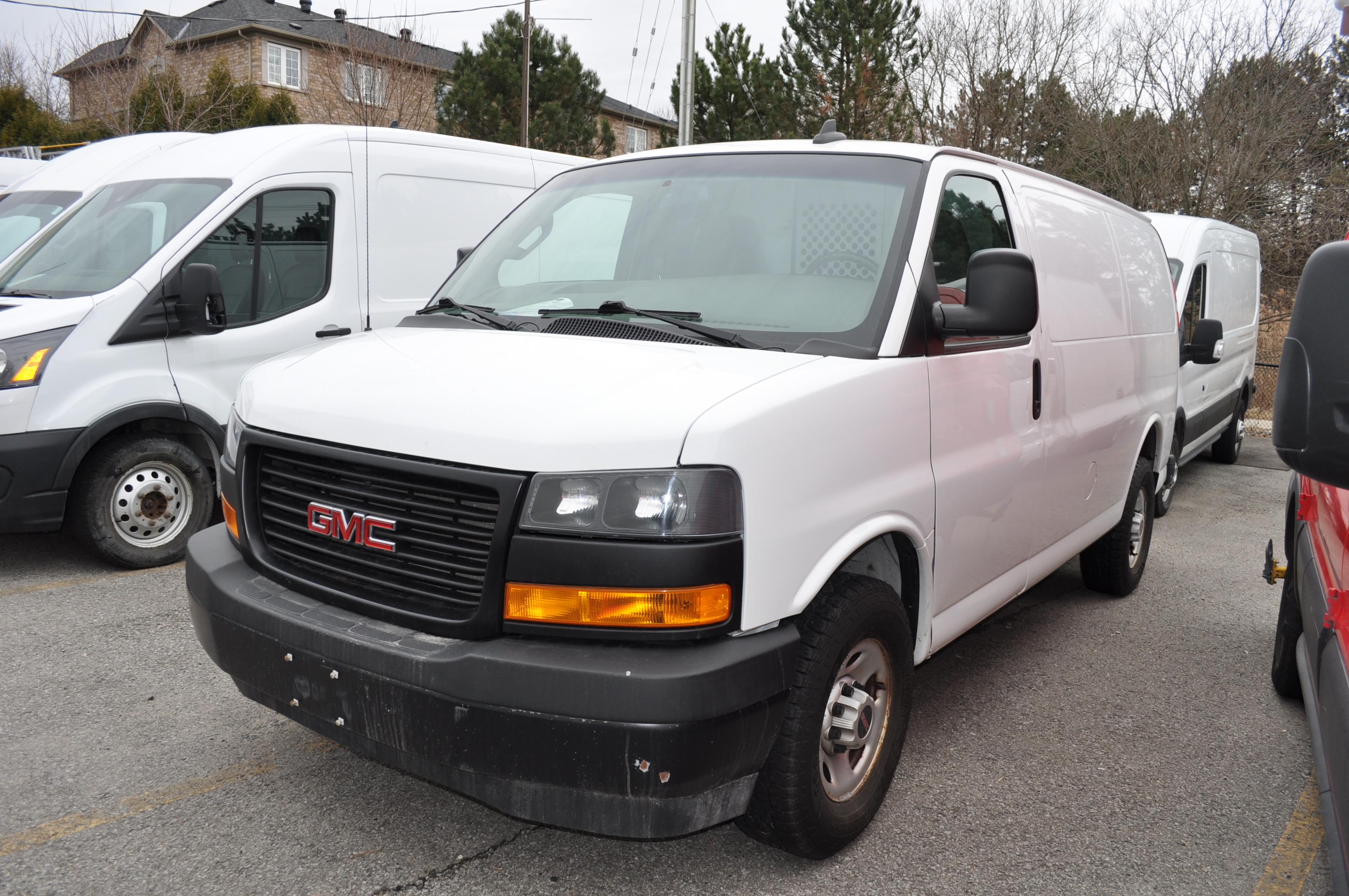 GMC Savana 2021