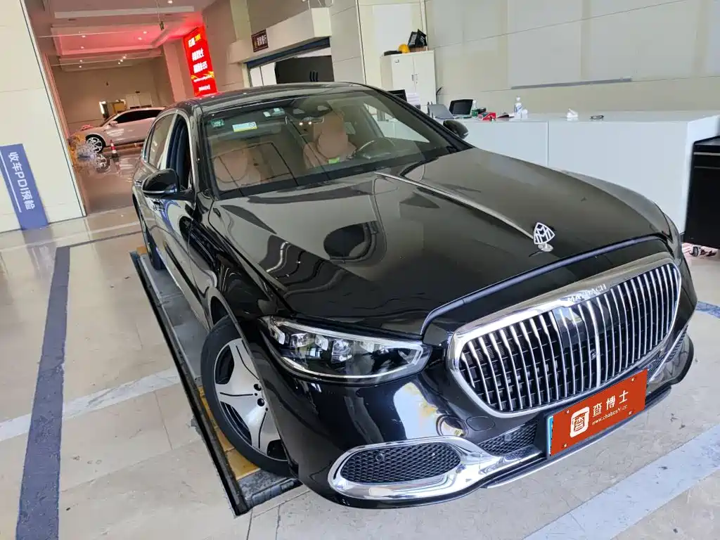 Mercedes-Benz Maybach S-Класс 2022