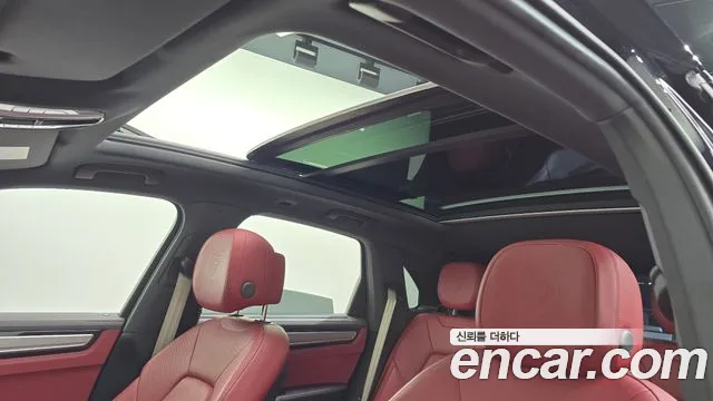Porsche Cayenne 2022