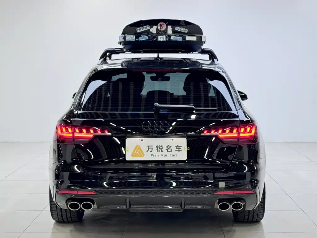 Audi A4 2023