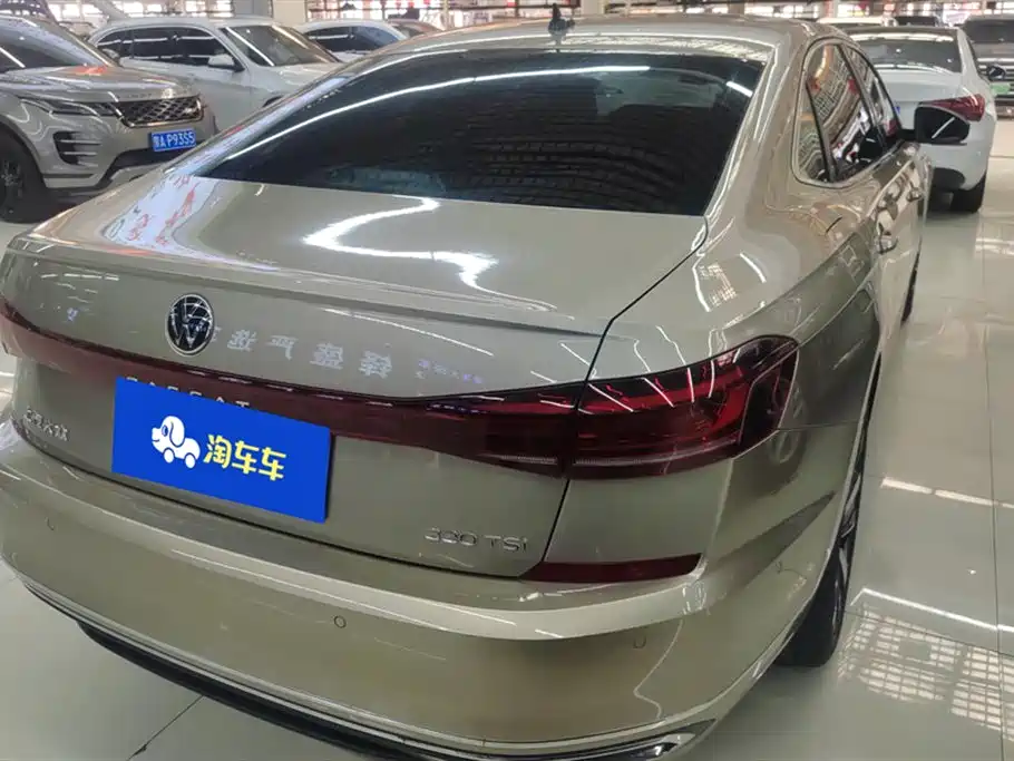 Volkswagen Passat 2023