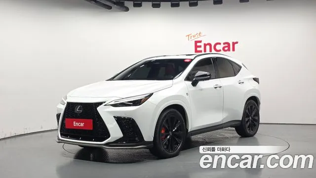 Lexus NX 2022