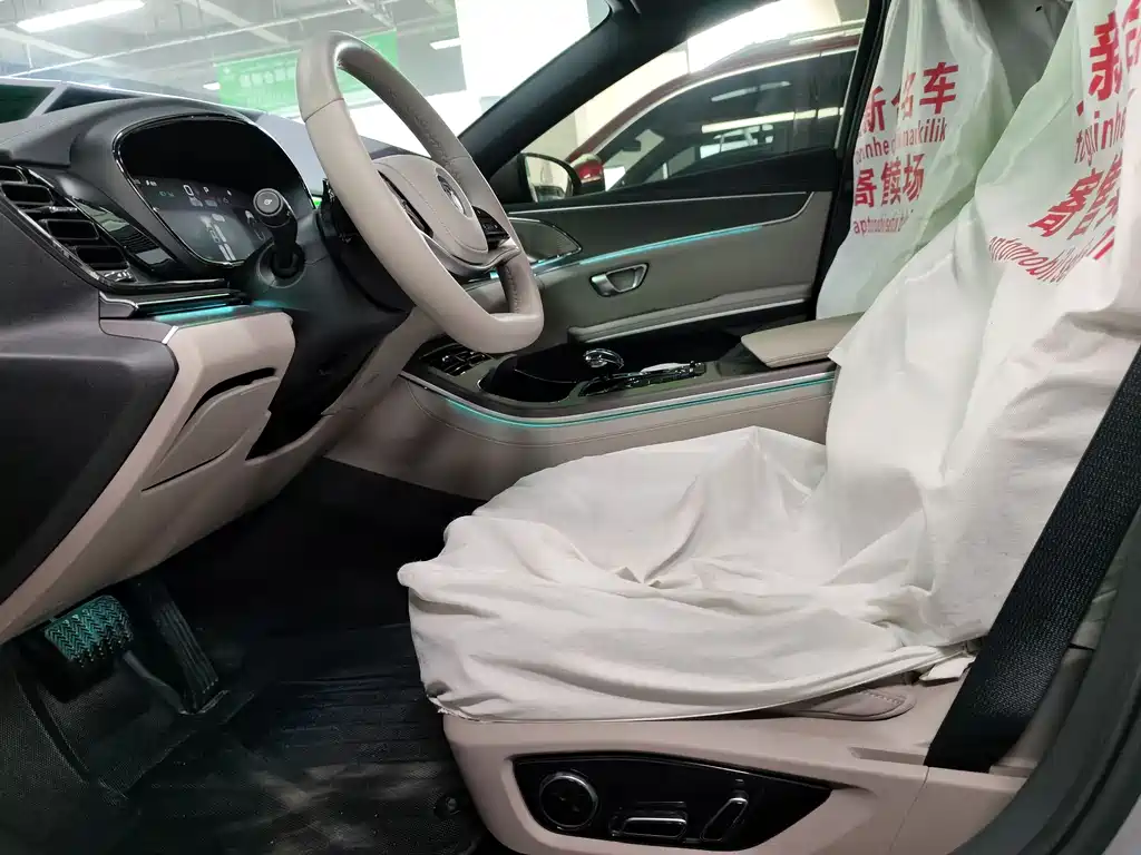 BYD Han 2025
