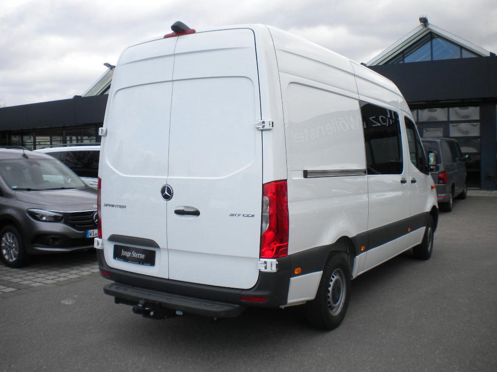 Mercedes-Benz SPRINTER 2024