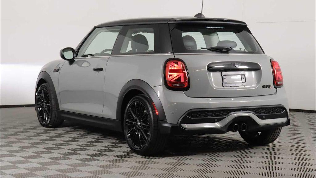 Mini Hardtop 2023