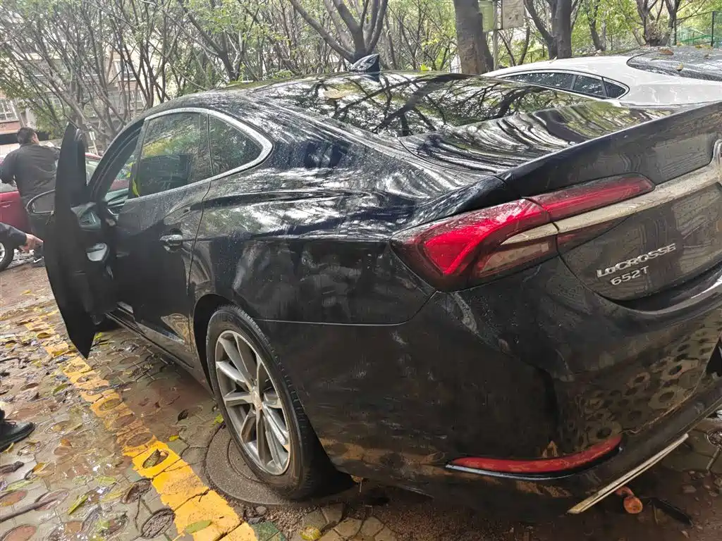 Buick LaCrosse 2021