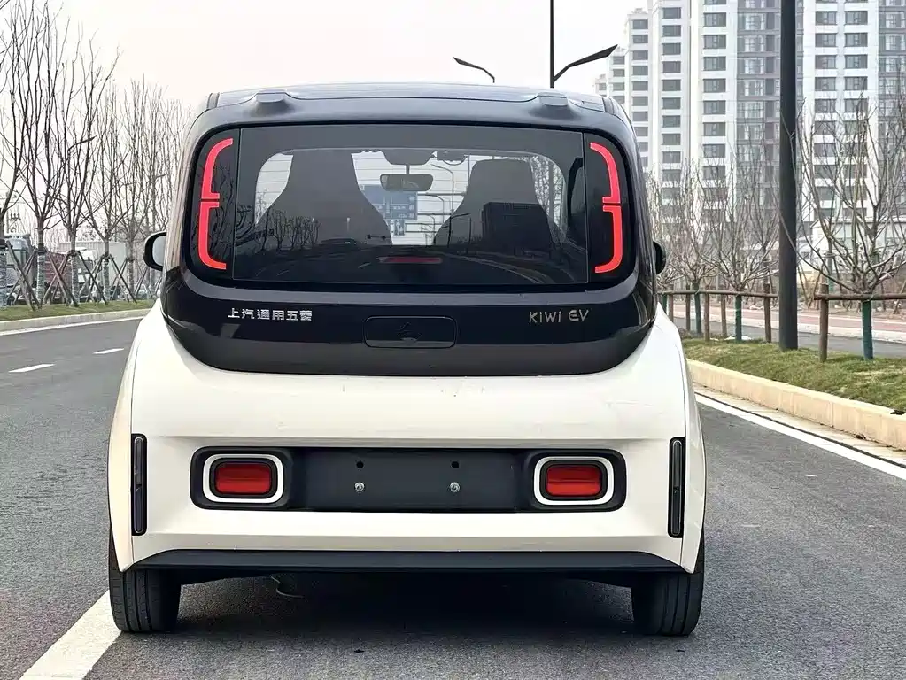 Baojun Kiwi EV 2022