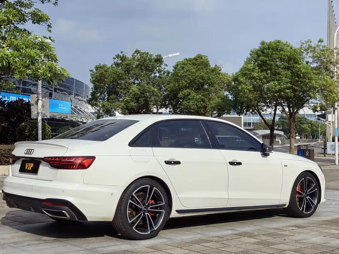 Audi A4 2023