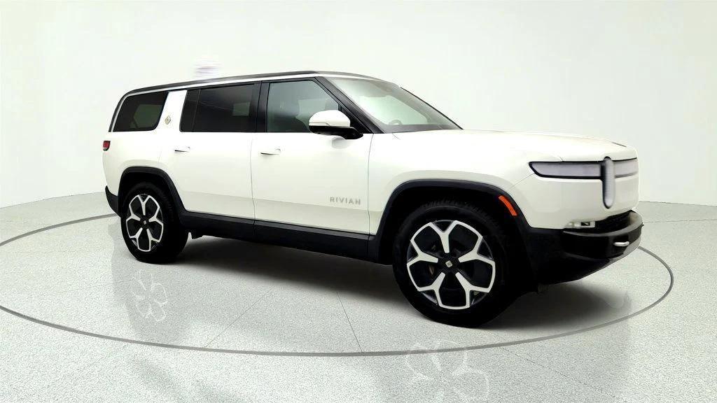 Rivian R1S 2024