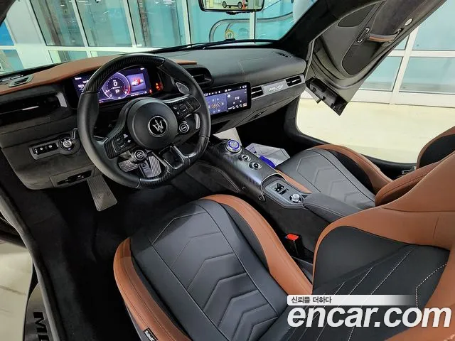 Maserati MC20 2022