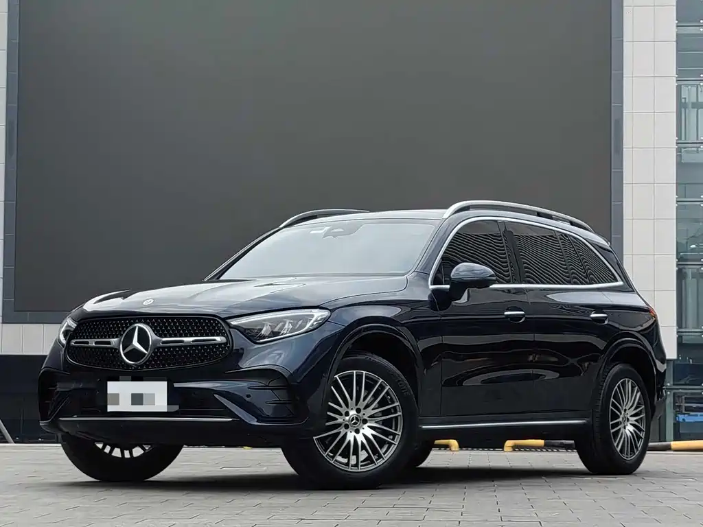 Mercedes-Benz GLC 2023
