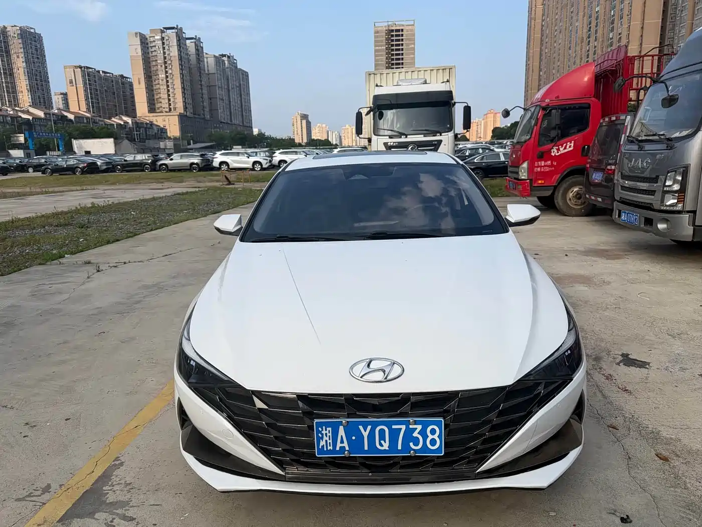 Hyundai Elantra 2023