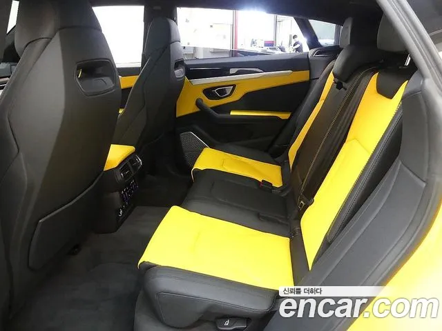 Lamborghini Urus 2022