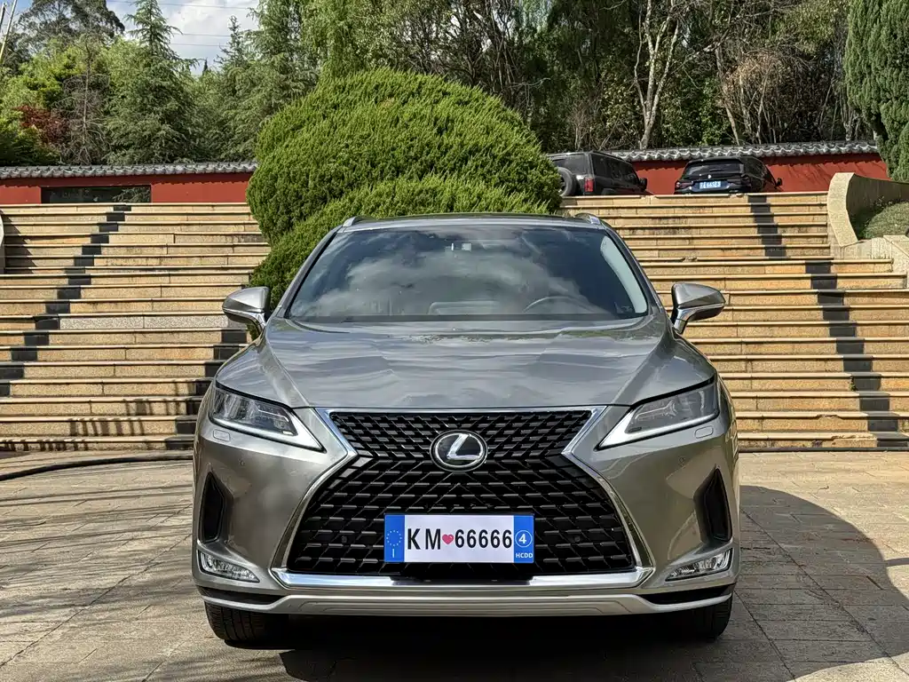 Lexus RX 2022