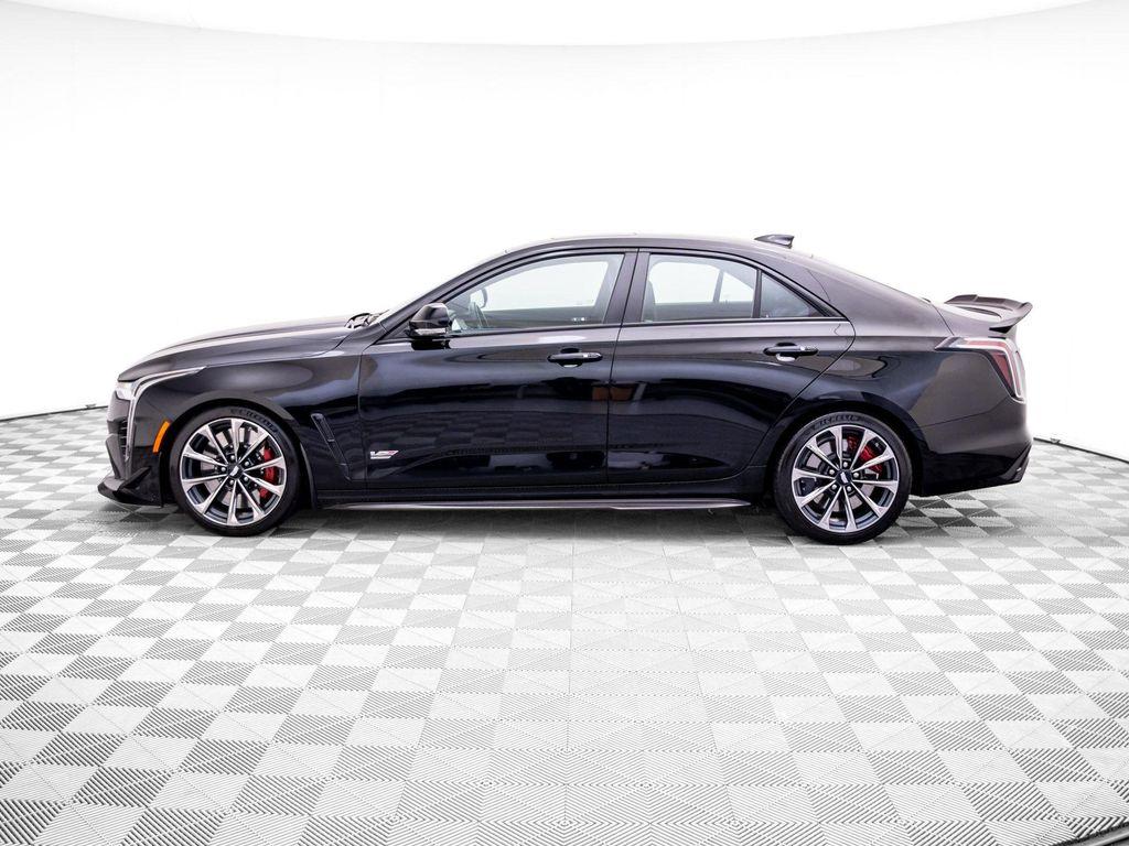 Cadillac CT4-V 2024