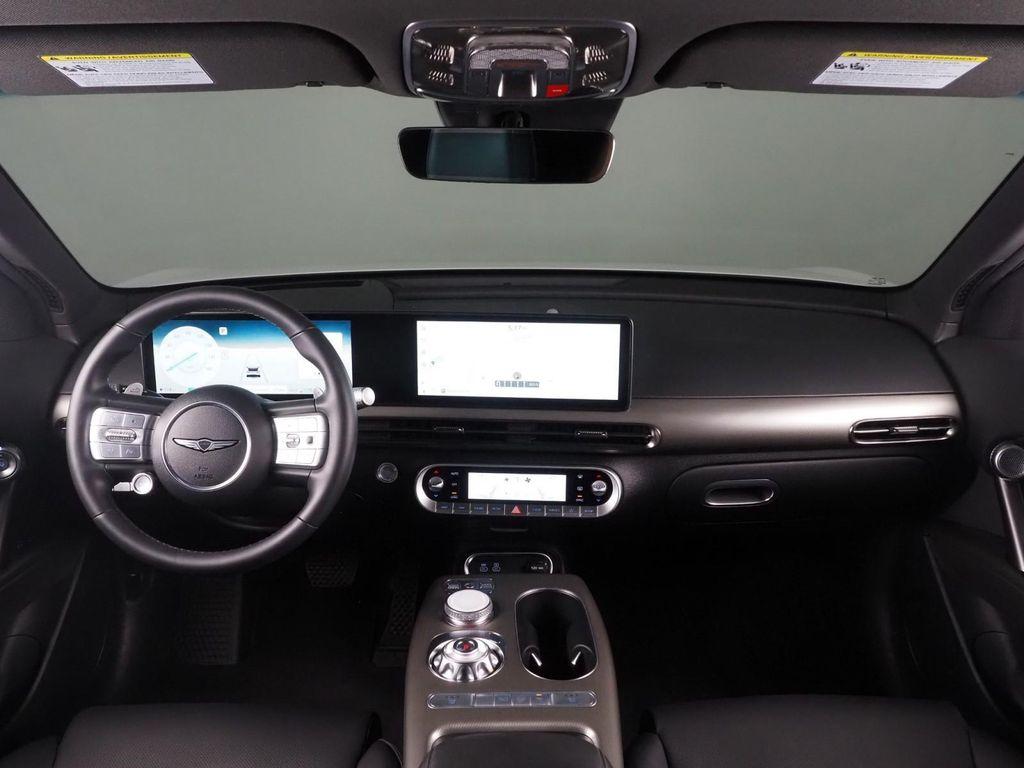 Genesis GV60 2024